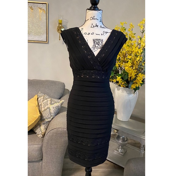 Adrianna papell dress - Picture 2 of 9